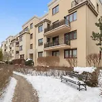 Jelitkowski Dwor Seaside & Parking By Downtown * Gdańsk