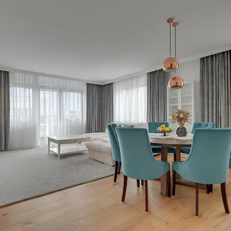 Jelitkowski Dwór Seaside&parking By Downtown Gdańsk