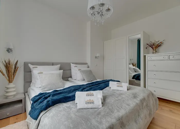 Jelitkowski Dwor Seaside & Parking By Downtown