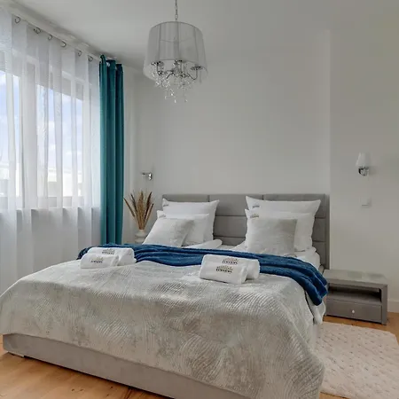 Jelitkowski Dwor Seaside & Parking By Downtown Apartment Gdansk